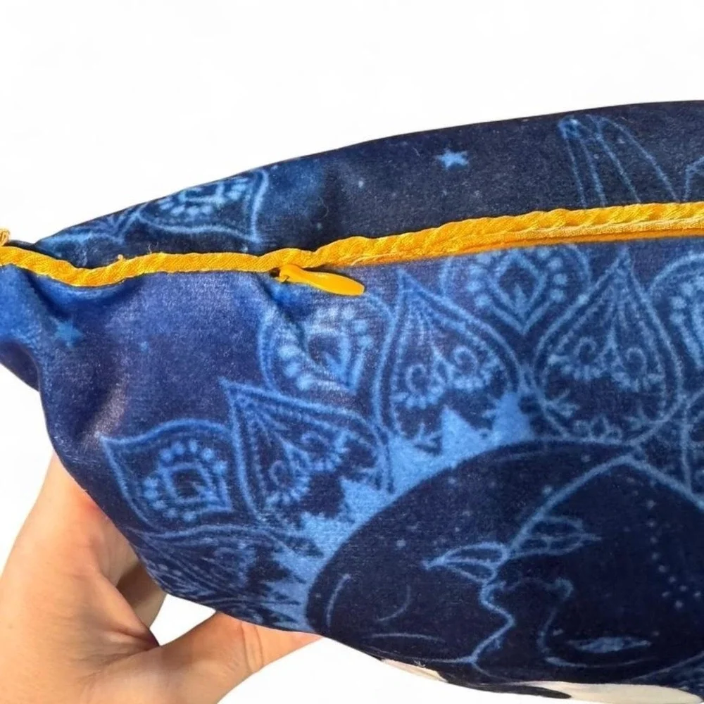 Tarot Moon Phase Pillow blue‎ with yellow trim, excellent condition 18